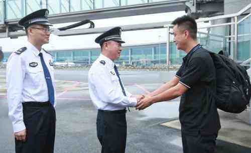重庆警方跨国解救7名中国人质-第2张图片