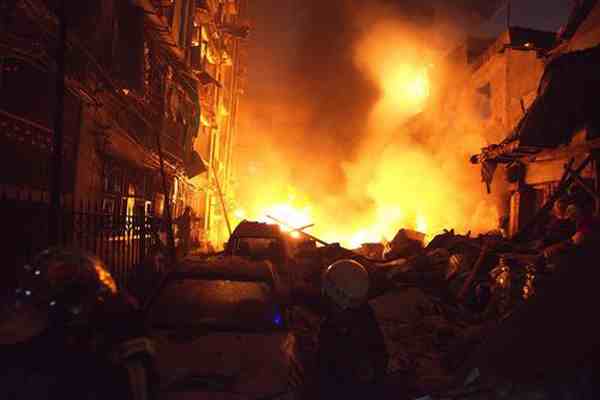 武汉光谷沿街居民楼发生爆炸-居民楼发生爆炸后楼房怎么处理-第1张图片