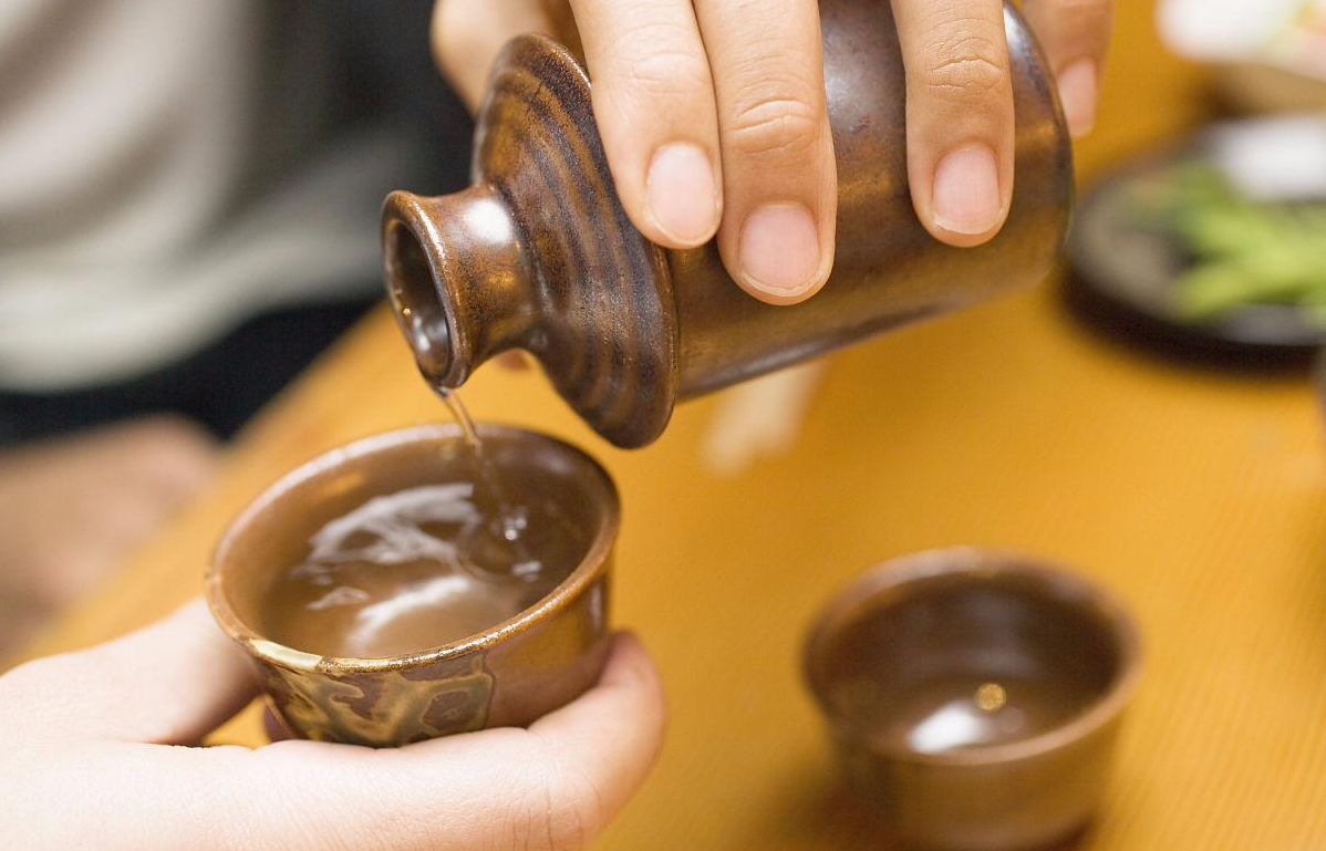 高铁可以带酒吗(火车高铁动车带酒5大规定)-第8张图片 高铁可以带酒吗(火车高铁动车带酒5大规定)-第8张图片