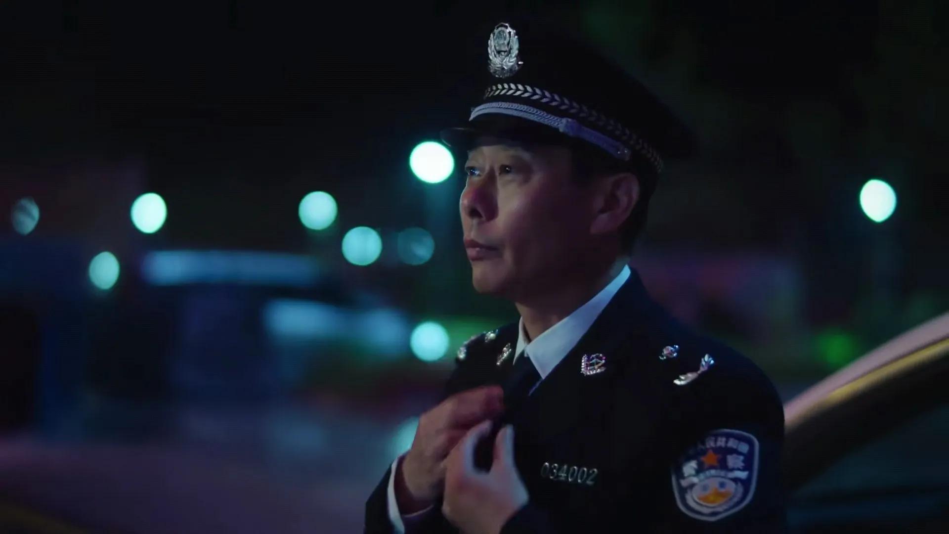《分界线》今晚开播,何冰、张国强,联手破获贩毒贪腐大案-第20张图片 《分界线》今晚开播,何冰、张国强,联手破获贩毒贪腐大案-第20张图片