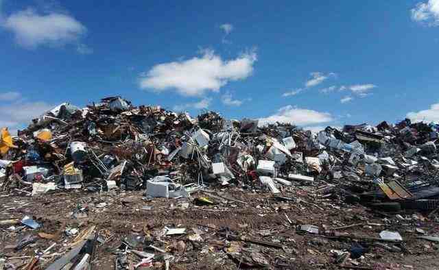 斯里兰卡退还英国数百吨有害垃圾-斯里兰卡退英国垃圾-第1张图片
