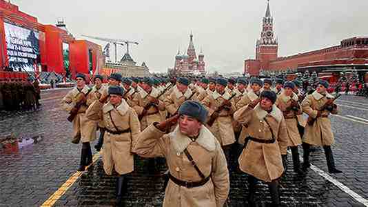 俄罗斯取消11月7日红场阅兵-俄罗斯疫情最新消息-第2张图片