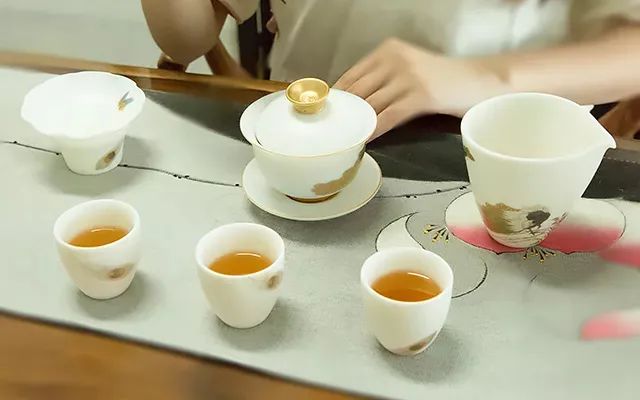口粮茶是什么意思（如何选择和购买适合自己的口粮茶）-第4张图片