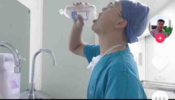 医生回应手术后喝葡萄糖水-医生喝葡萄糖事件-第1张图片
