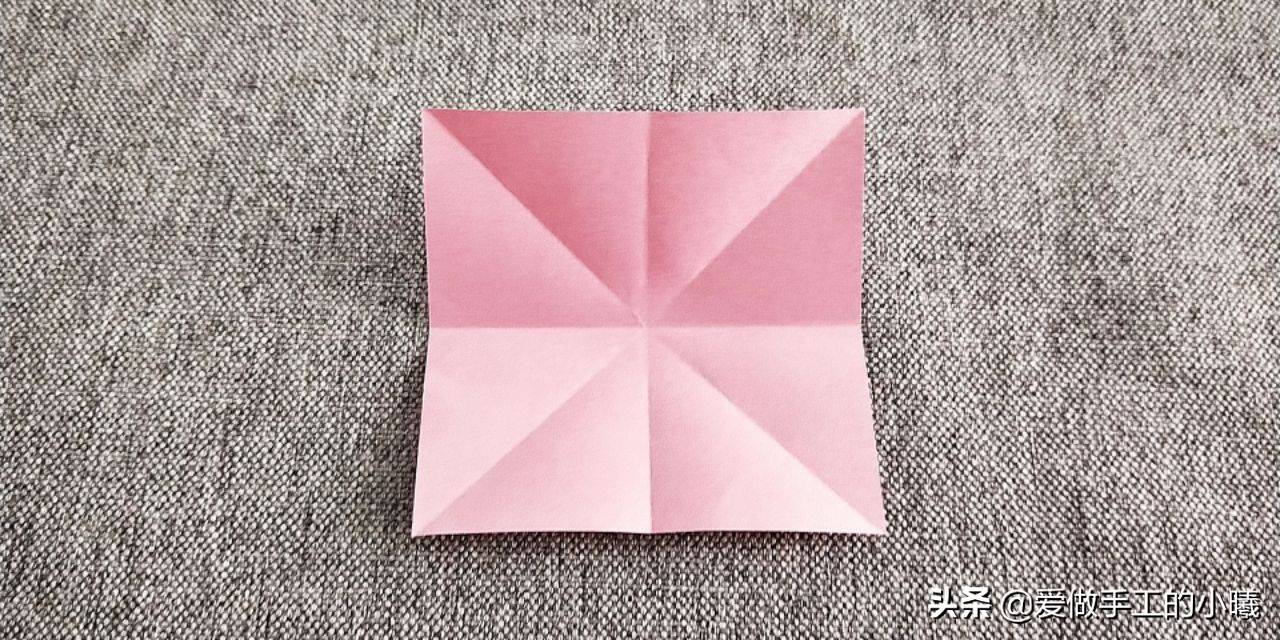 最最简单的玫瑰花折法（最简单的玫瑰花折纸教程）-第5张图片