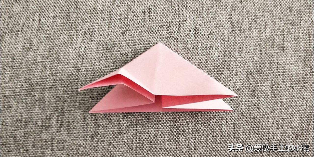 最最简单的玫瑰花折法（最简单的玫瑰花折纸教程）-第9张图片