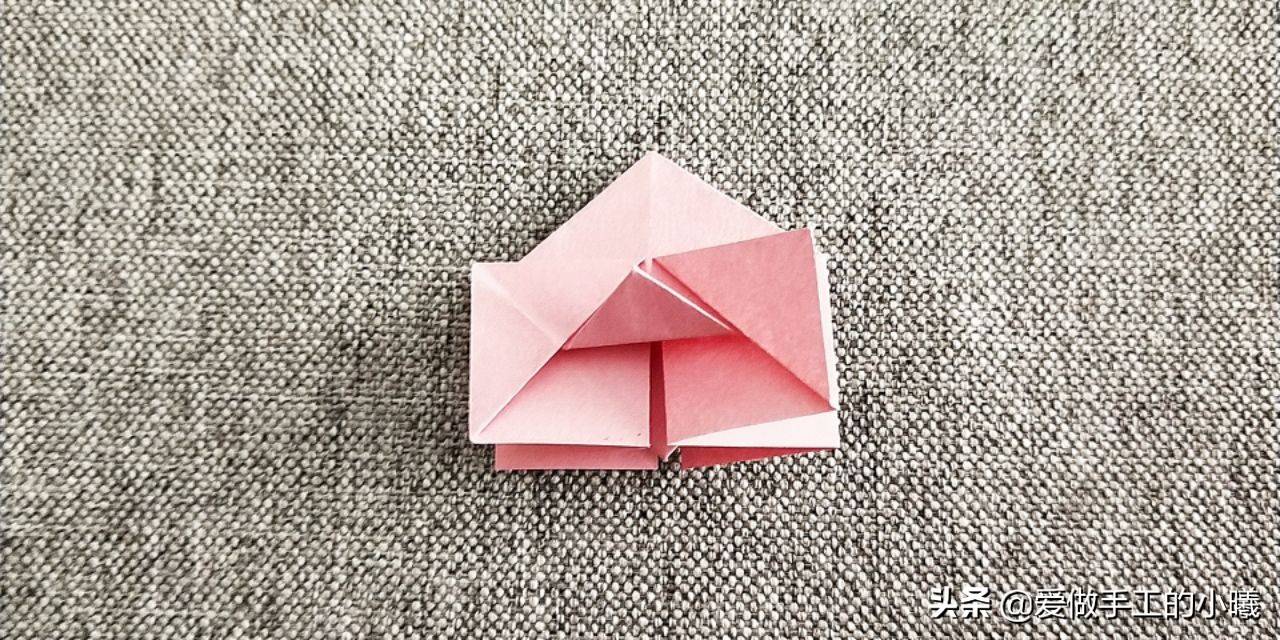 最最简单的玫瑰花折法（最简单的玫瑰花折纸教程）-第14张图片