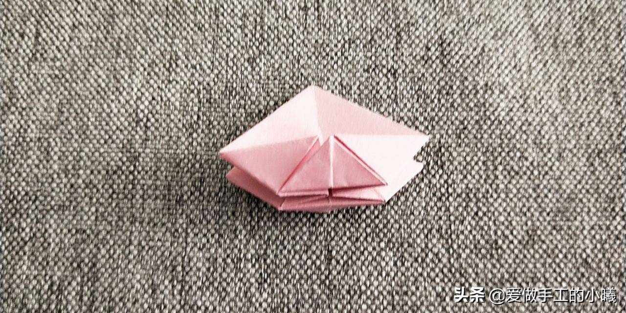 最最简单的玫瑰花折法（最简单的玫瑰花折纸教程）-第19张图片