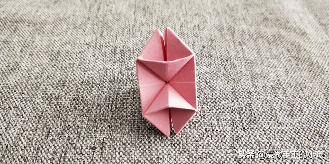 最最简单的玫瑰花折法（最简单的玫瑰花折纸教程）-第21张图片