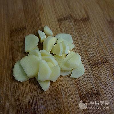排骨汤面的做法（排骨面的好吃做法）-第6张图片