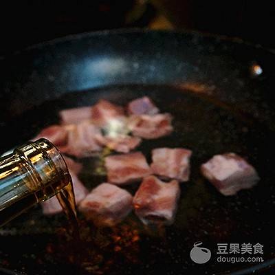 排骨汤面的做法（排骨面的好吃做法）-第3张图片