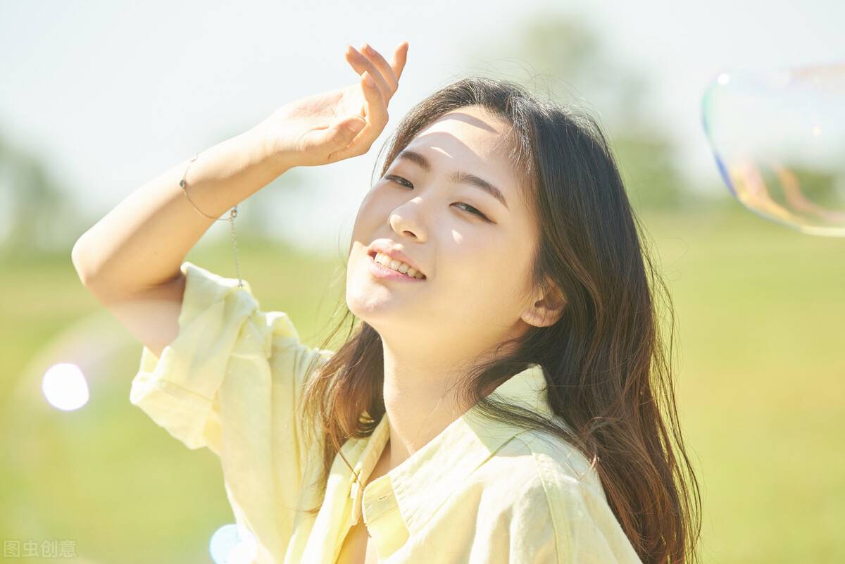 冬天皮肤干燥起皮怎么办(学会4招,让肌肤光滑又水嫩)-第3张图片 冬天皮肤干燥起皮怎么办(学会4招,让肌肤光滑又水嫩)-第3张图片