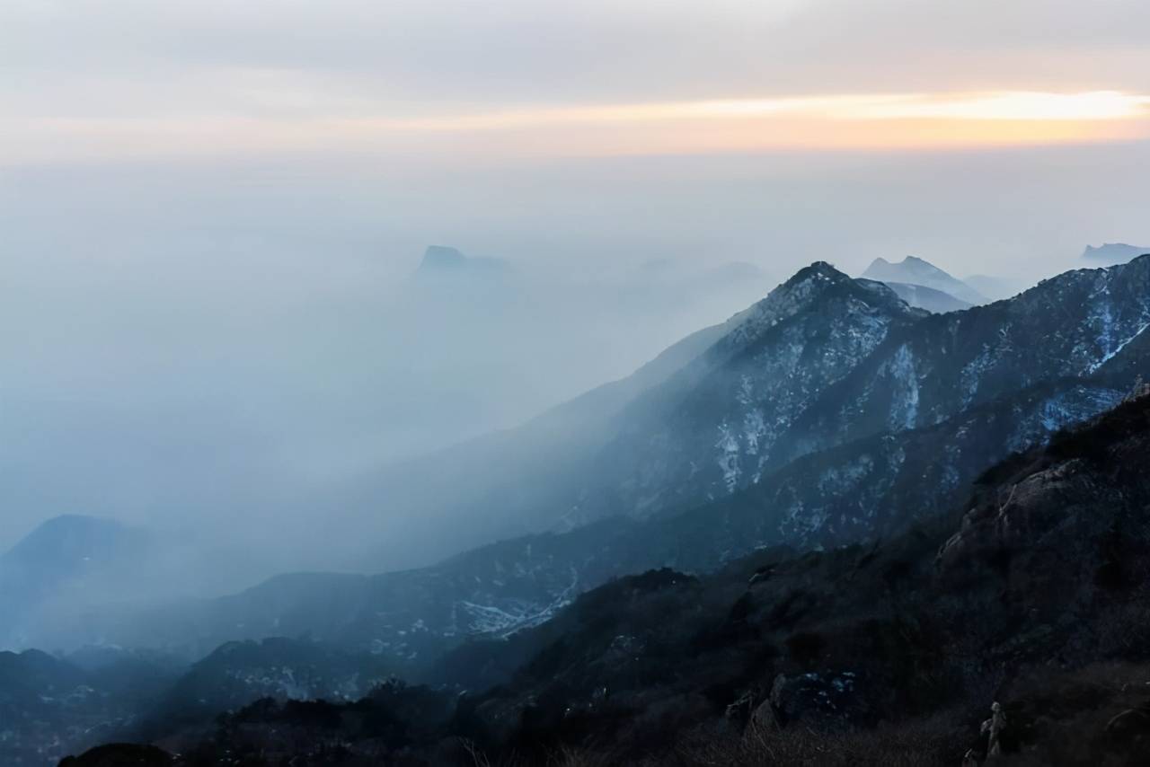 关于山的诗句（关于高山的绝美诗词）-第2张图片