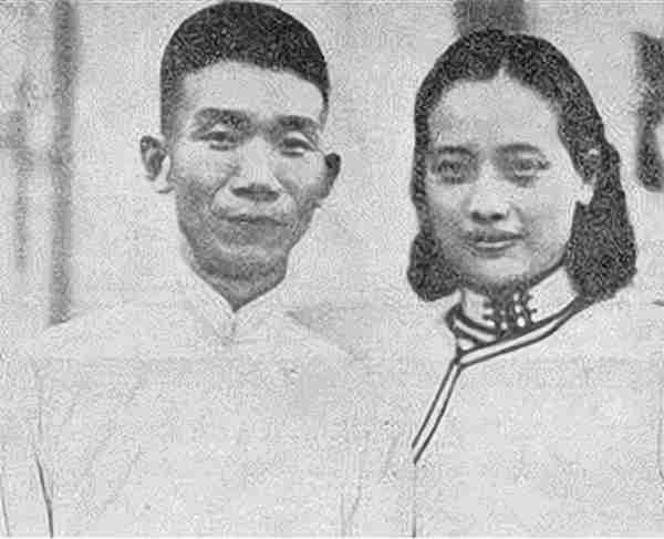 郁达夫简介(民国四大才子郁达夫简介)-第7张图片 郁达夫简介(民国四大才子郁达夫简介)-第7张图片
