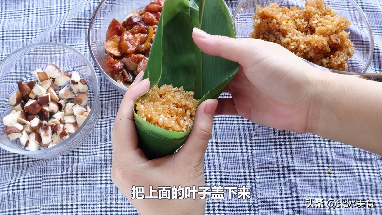 鲜肉棕子（鲜肉粽子怎么腌制？）-第27张图片