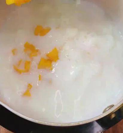 芒果果冻的做法（芒果布丁的简单做法）-第4张图片