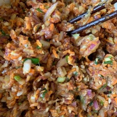 羊肉饺子的做法(羊肉饺子这样做)-第5张图片 羊肉饺子的做法(羊肉饺子这样做)-第5张图片