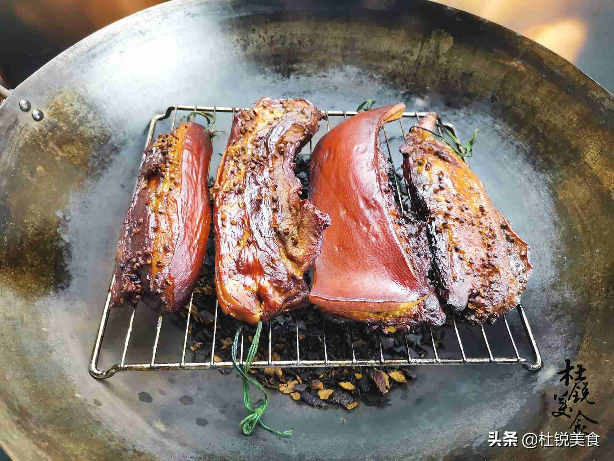 烟熏腊肉做法（自制烟熏腊肉详细做法）-第9张图片