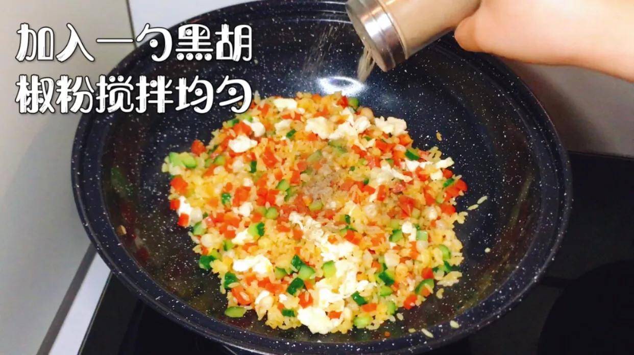 黄金蛋炒饭（黄金蛋炒饭这样做太好吃了）-第9张图片