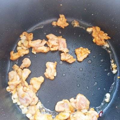 芹菜香干炒肉!(芹菜炒香干竟然这么好做?)-第11张图片 芹菜香干炒肉!(芹菜炒香干竟然这么好做?)-第11张图片