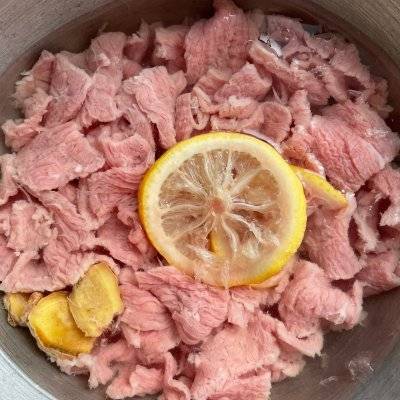 孜然牛肉的做法（可口好上手的孜然牛肉做法）-第2张图片