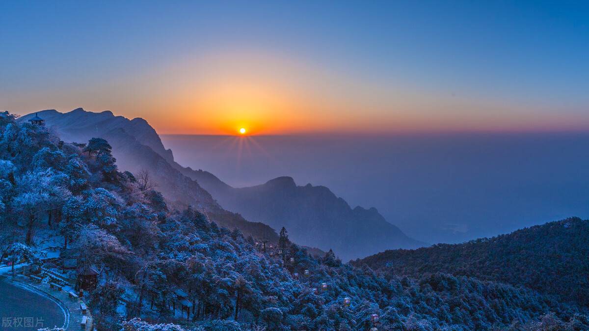 江西旅游景点介绍（江西旅游必去的五座山）-第7张图片