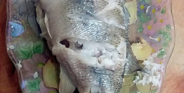 微波炉蒸鱼!(微波炉蒸鱼的做法步骤)-第4张图片 微波炉蒸鱼!(微波炉蒸鱼的做法步骤)-第4张图片