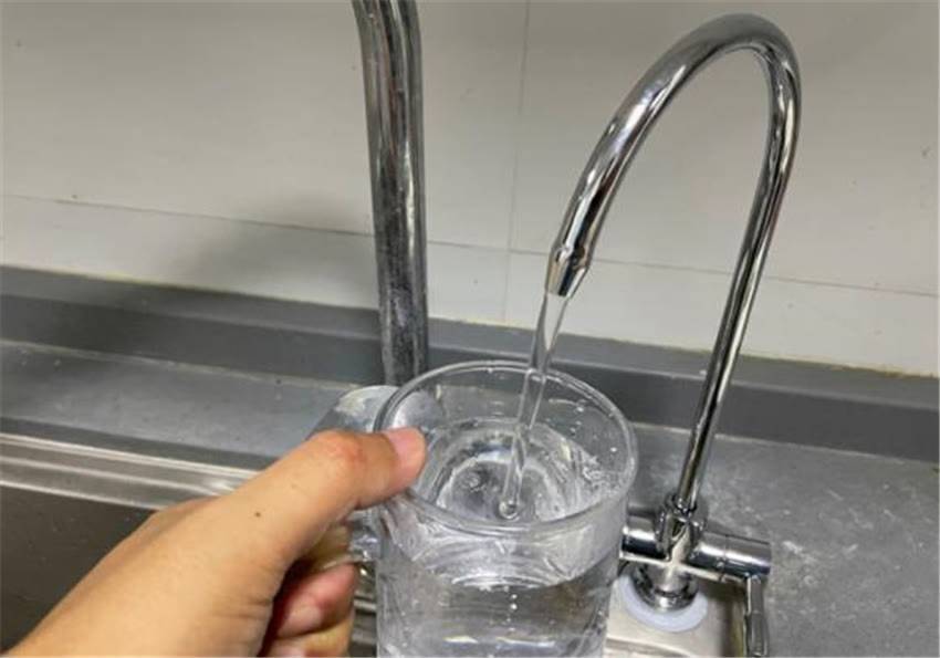 净水器滤芯多久换一次(净水器用了五年没换滤芯)-第6张图片 净水器滤芯多久换一次(净水器用了五年没换滤芯)-第6张图片