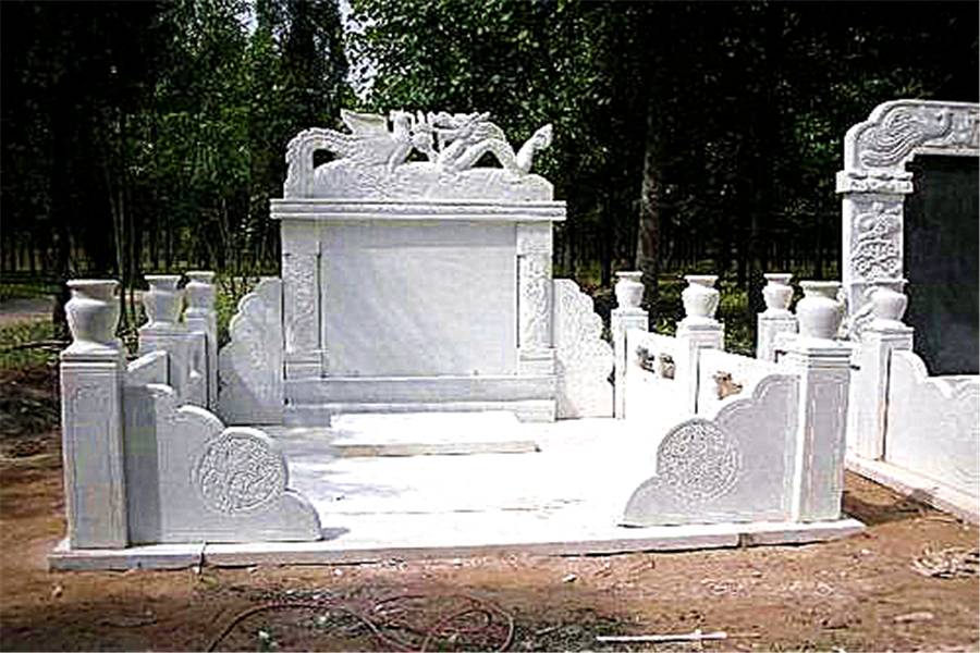 土葬多久会腐烂(人死后多少天会腐烂)-第5张图片 土葬多久会腐烂(人死后多少天会腐烂)-第5张图片