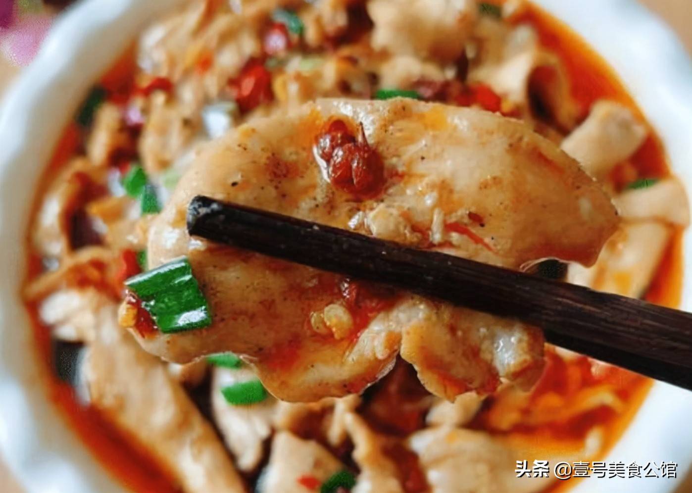 鸡胸肉煮多久(鸡胸肉水煮多久可以吃)-第3张图片 鸡胸肉煮多久(鸡胸肉水煮多久可以吃)-第3张图片