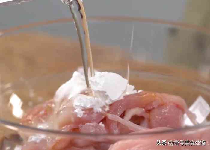 鸡胸肉煮多久(鸡胸肉水煮多久可以吃)-第5张图片 鸡胸肉煮多久(鸡胸肉水煮多久可以吃)-第5张图片