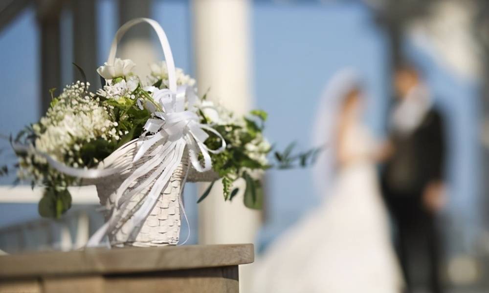 婚假要在领证后多久休(婚假要在领证后才能休吗)-第1张图片 婚假要在领证后多久休(婚假要在领证后才能休吗)-第1张图片