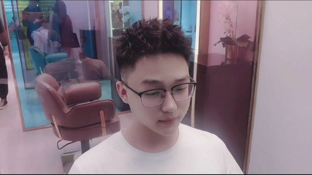 男生多久剪一次头发(男生留长头发需要多长时间)-第3张图片 男生多久剪一次头发(男生留长头发需要多长时间)-第3张图片