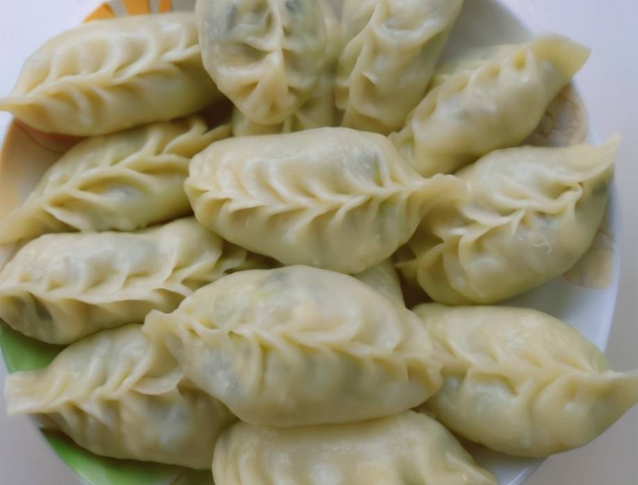 饺子蒸多久(粉面饺子蒸多长时间)-第6张图片 饺子蒸多久(粉面饺子蒸多长时间)-第6张图片