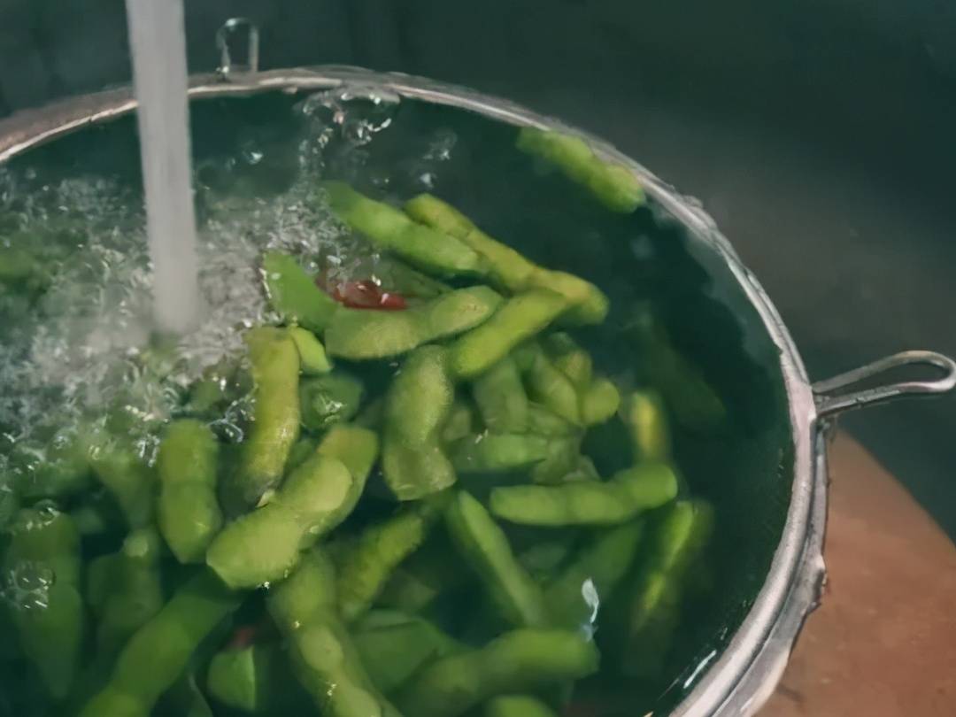 毛豆煮多久(怎样煮毛豆又绿又入味)-第8张图片