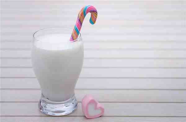 什么牛奶比较好（哪种牛奶更值得买？）-第3张图片