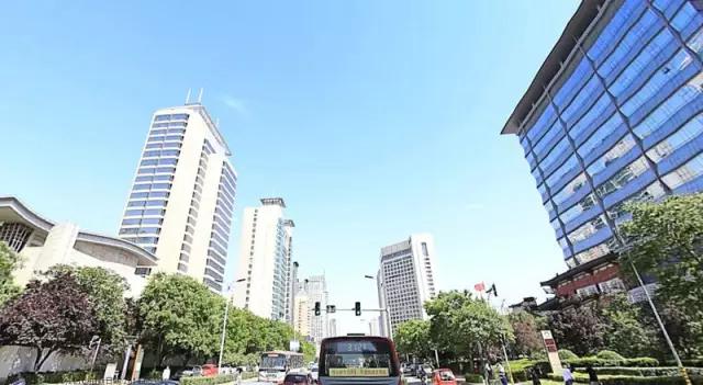 西安大楼为什么爆破(西安金花大楼为什么要爆破)-第2张图片 西安大楼为什么爆破(西安金花大楼为什么要爆破)-第2张图片