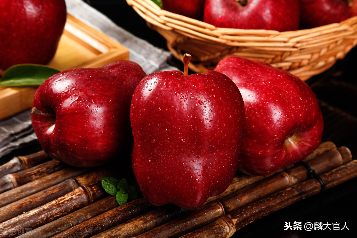 红蛇果跟普通苹果有什么区别（蛇果和苹果是同种类吗）-第4张图片