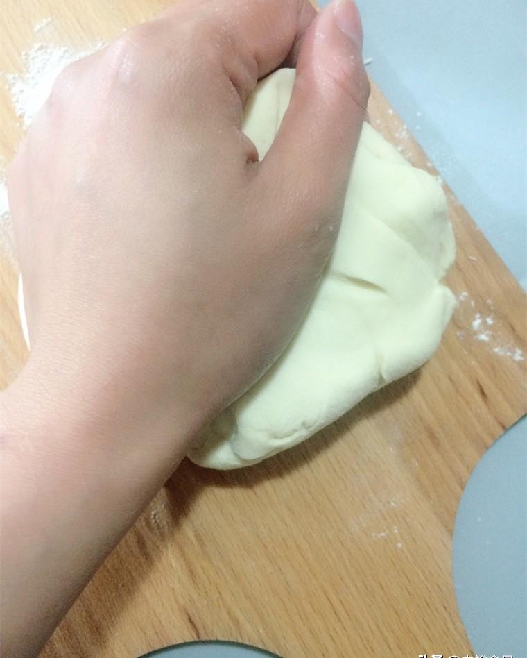 1提2推3转包子的提褶方法（提褶包子手法与技术要点）-第6张图片