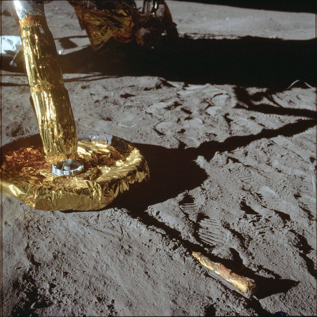 嫦娥五号在月球上自拍美腿，无意中暴露出与阿波罗11号最大的区别-第4张图片