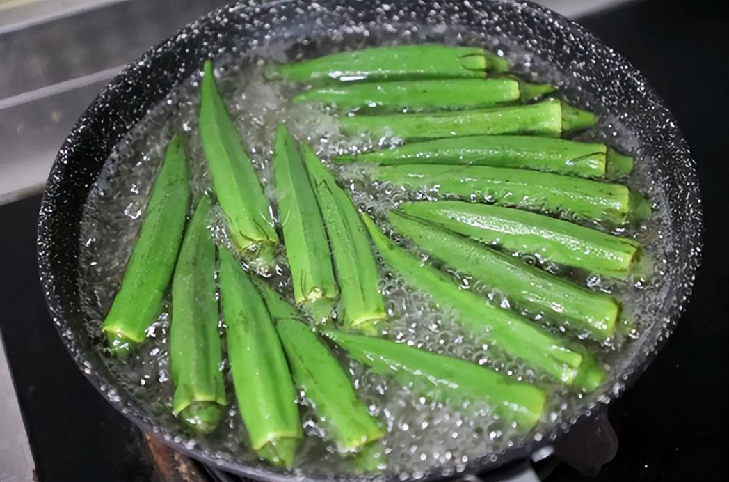 秋葵焯水多长时间能熟(整个秋葵焯水多长时间能熟)-第3张图片 秋葵焯水多长时间能熟(整个秋葵焯水多长时间能熟)-第3张图片