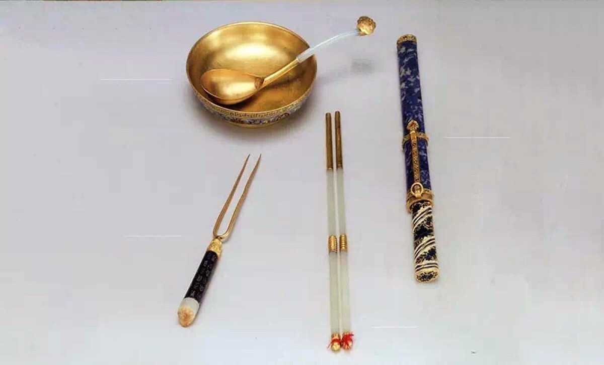 筷子长度一般多少厘米（标准筷子的长度是多少厘米）-第2张图片