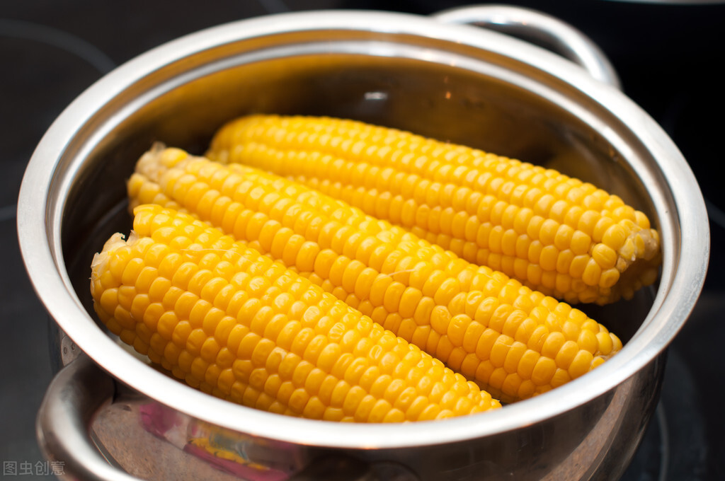 玉米冷水下锅煮多长时间（玉米煮多久能熟冷水还是热水）-第5张图片