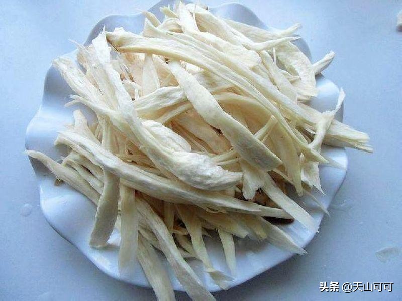 杏鲍菇要不要焯水（烹饪杏鲍菇时需不需要焯一下水）-第2张图片