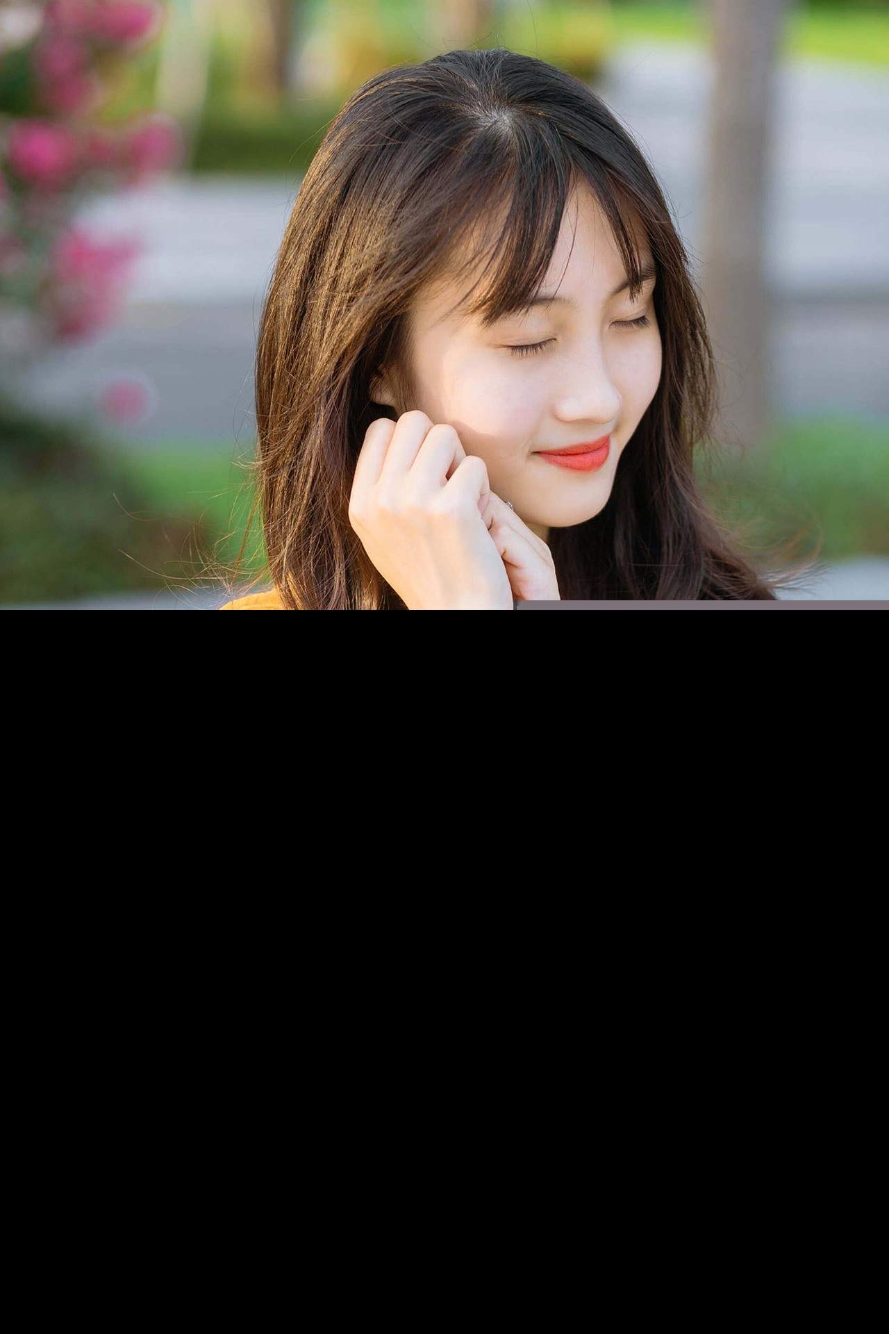 女生拍照姿势摆法大全（女孩子拍照摆什么姿势最好看）-第11张图片