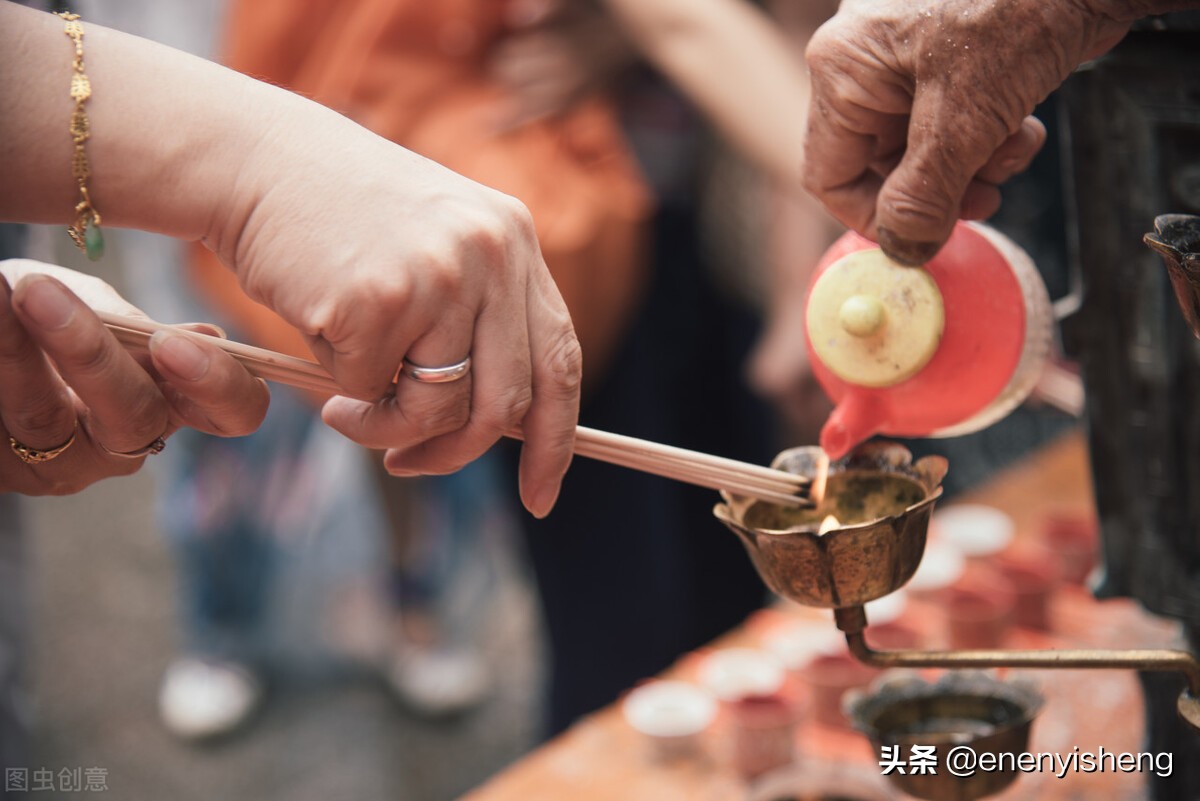 脏东西上身的人的表现（感觉脏东西上身是心理疾病吗）-第3张图片