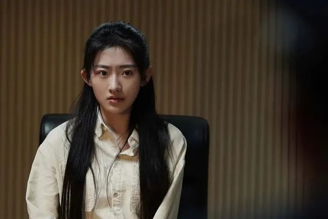 扫黑风暴(《扫黑风暴》太有勇气)-第8张图片 扫黑风暴(《扫黑风暴》太有勇气)-第8张图片