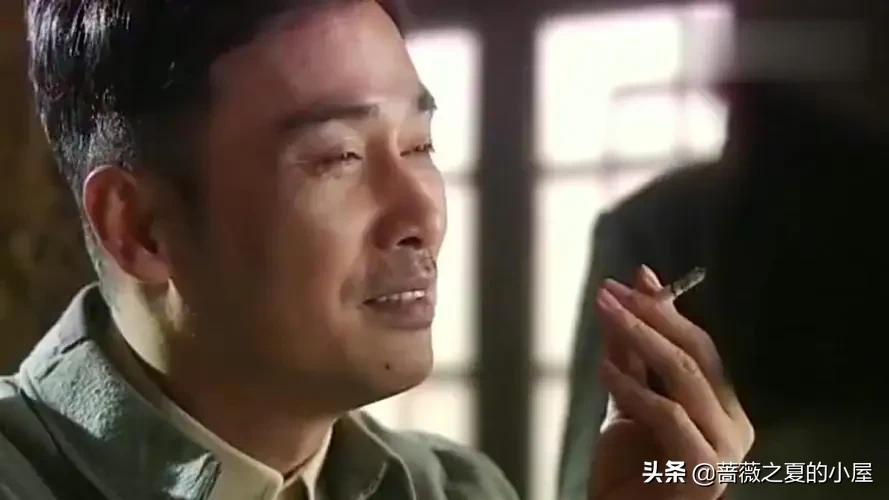 《风筝》大结局:读懂郑耀先对韩冰说的那句情话,我才懂他有多狠-第18张图片 《风筝》大结局:读懂郑耀先对韩冰说的那句情话,我才懂他有多狠-第18张图片