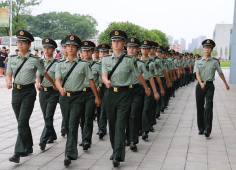 中国最好的军校有哪几所（军校大学前十名录取分数线多少）-第4张图片