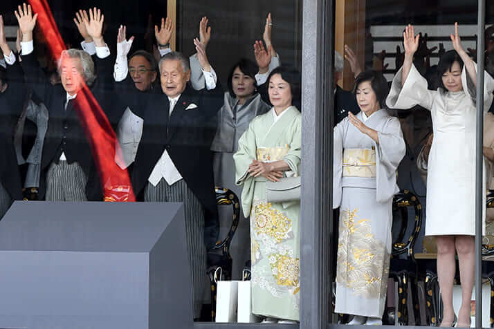 安倍昭惠遭遇车祸：逛夜店、酗酒、追星，日本前第一夫人是个狠人-第28张图片